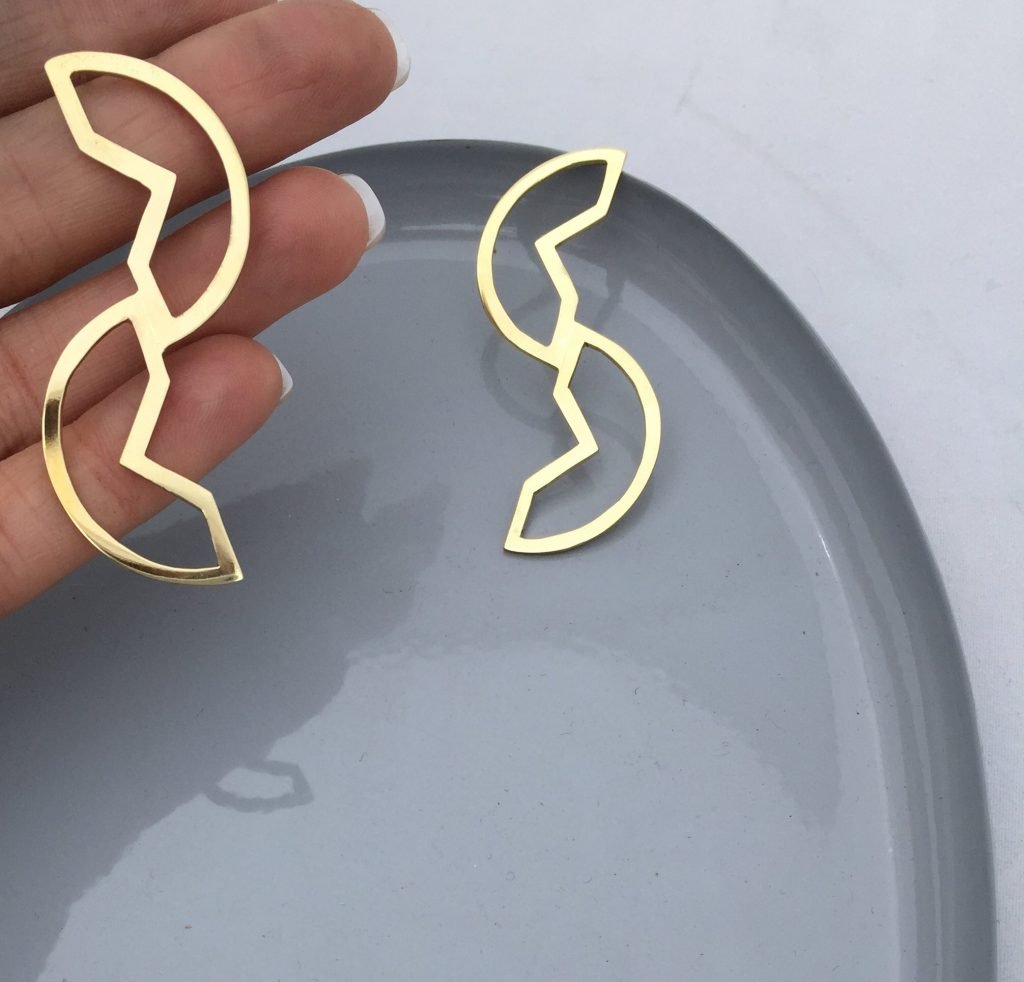 Mmere outline stacked earrings